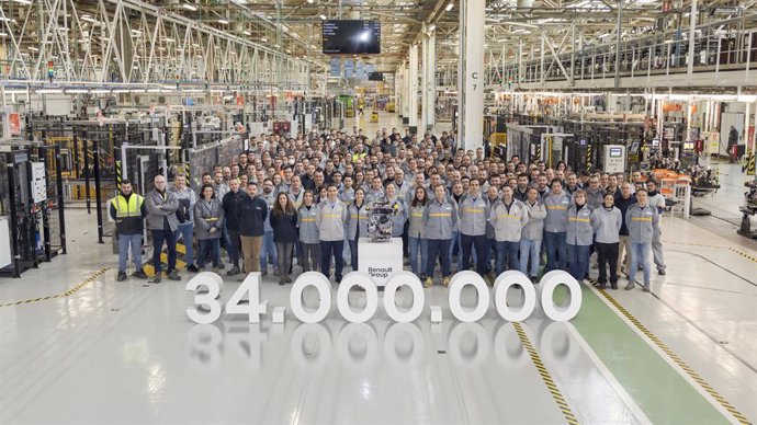 Archivo - La factoría de Motores de Renault en Valladolid celebra la producción del motor 34 millones.