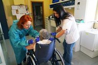 Medio millón de andaluces han recibido ya la vacuna frente a la gripe, una cifra que cae a la mitad en el caso del Covid