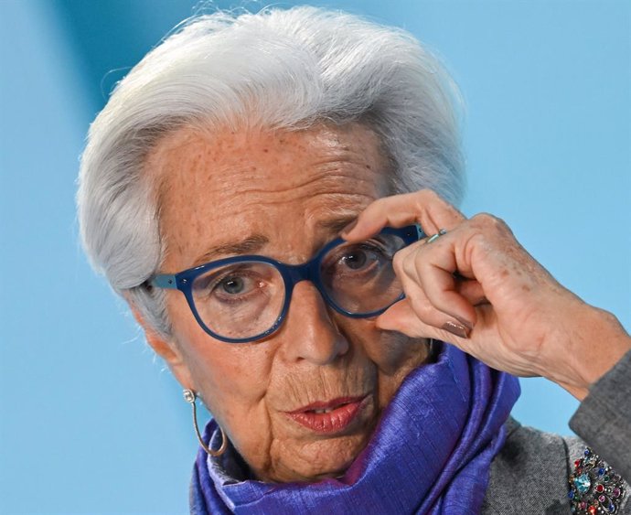 Archivo - 15 December 2022, Hessen, Frankfurt_Main: Christine Lagarde, President of the European Central Bank (ECB), speaks during a press conference at ECB headquarters. Photo: Arne Dedert/dpa