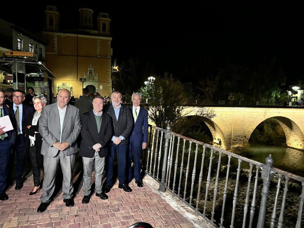 El Puente de San Antón estrena luz propia en Cuenca