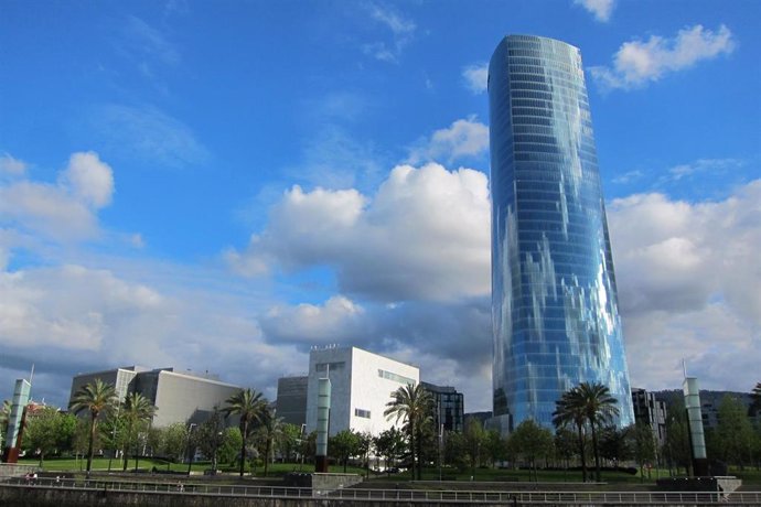 Archivo - Torre Iberdrola en Bilbao