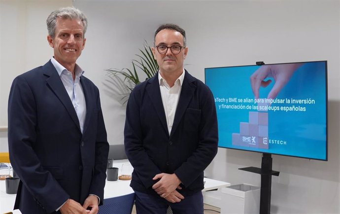 De izda a dcha: Álvaro Castro (BME) y Miguel Ferrer (Adigital) 