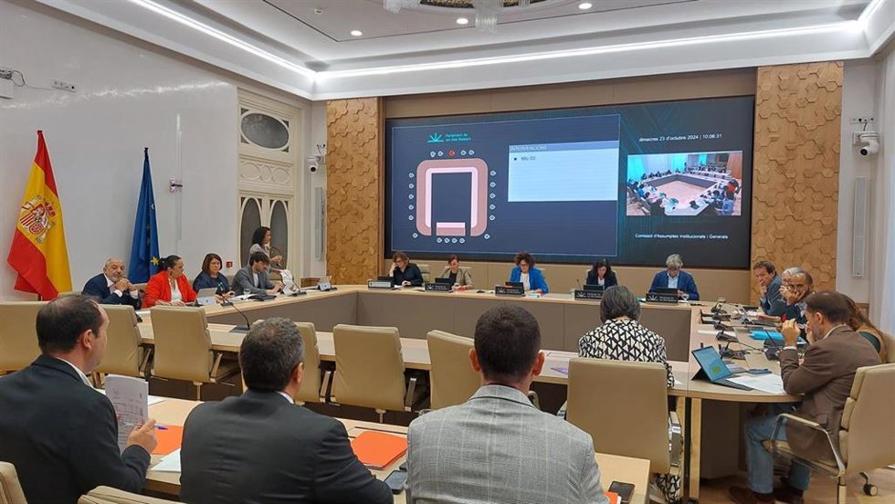 Comparecencia de la consellera de Presidencia y Administraciones Públicas, Antnia Maria Estarellas, en el Parlament para valorar la actuación del Govern por la DANA.