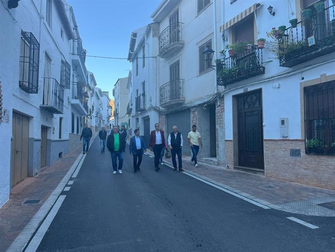 Inauguración de la travesía de Cambil tras su mejora.