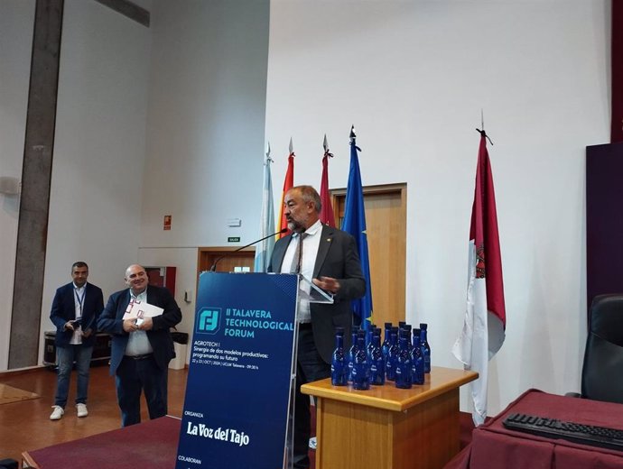 Julián Garde en el II Talavera Technological Forum.