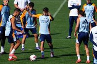 Brahim Díaz realiza parte del entrenamiento con el grupo y apunta al Clásico