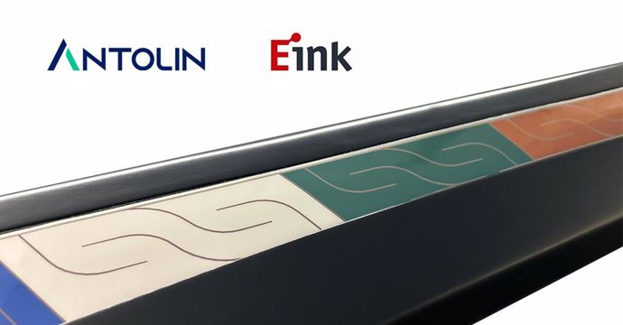 Antolin se asocia con E Ink para integra la tecnología 'Prism' en el interior del automóvil.