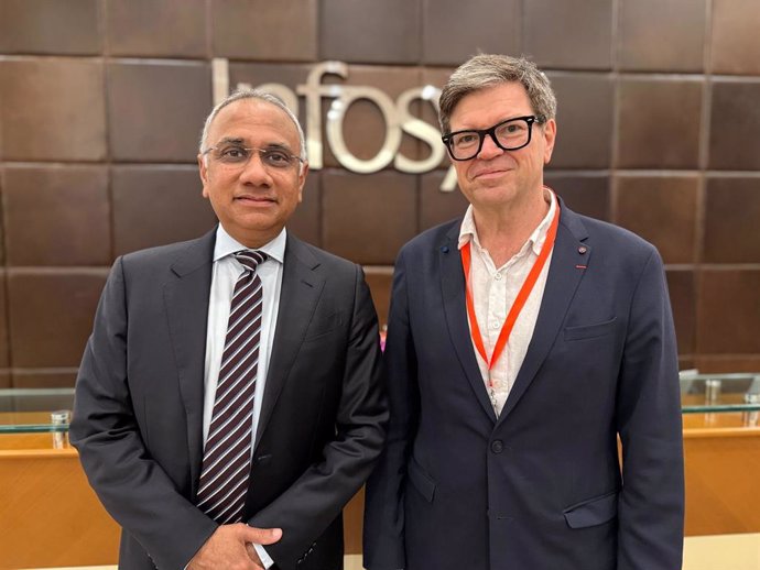 Infosys CEO & MD, Salil Parekh with Meta VP & Chief AI Scientist, Yann LeCun