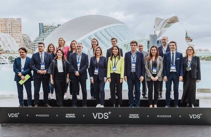 Foto de familia de Valencia Digital Summit (VDS2024)