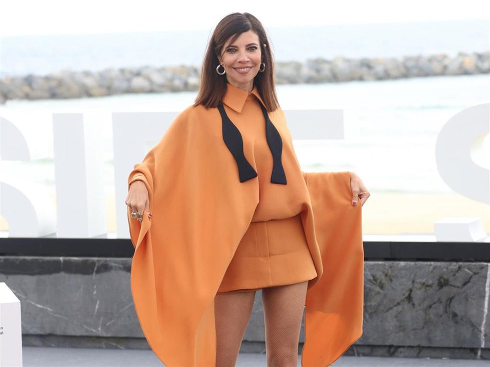 Archivo - Maribel Verdú posa en el photocall de la película Cuando nadie nos ve, durante la 72 edición del Festival de Cine de San Sebastián