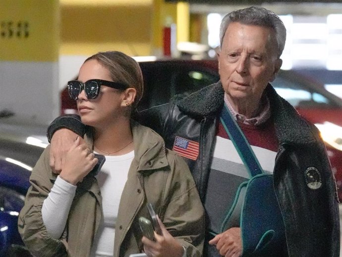 José Ortega Cano acude al médico en compañía de su hija, Gloria Camila