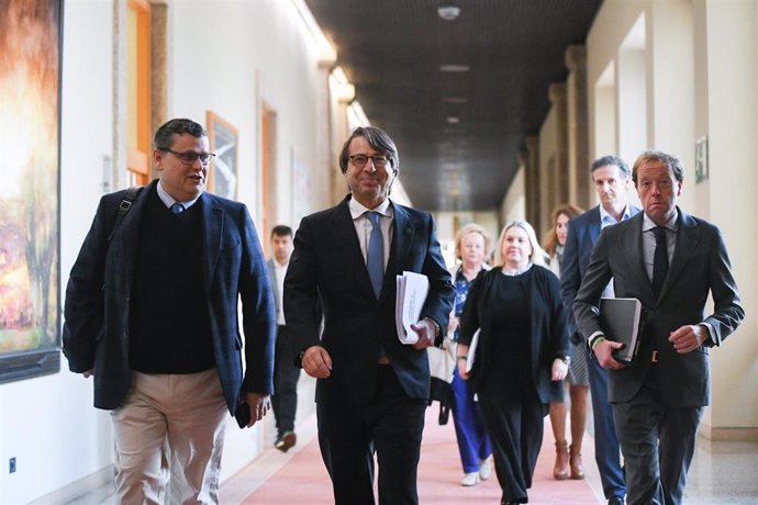 El conselleiro de Facenda, Miguel Corgos, en el Parlamento