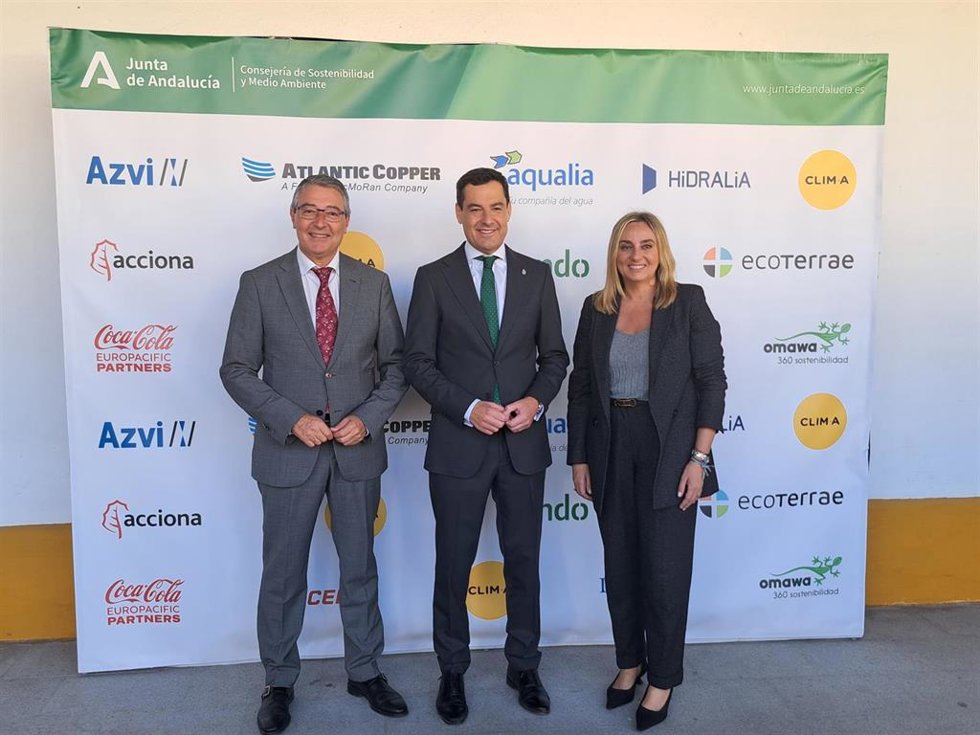 El presidente de la Diputación de Málaga, Francisco Salado, ha intervenido en el I Congreso Internacional sobre Cambio Climático-Andalucía que ha inaugurado el presidente de la Junta, Juanma Moreno, y donde también ha interevenido la alcaldesa de Granad