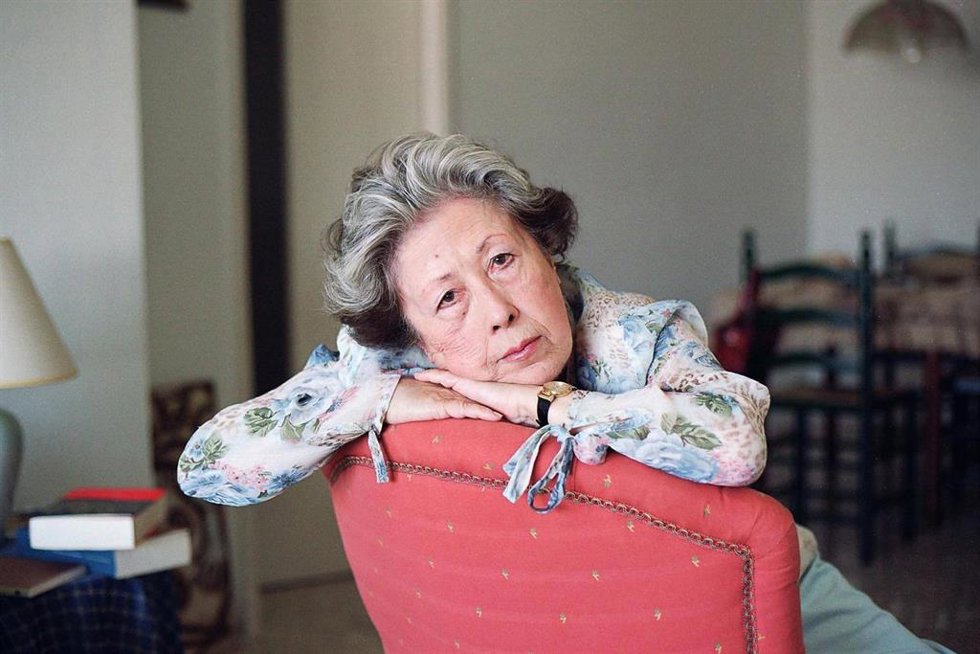 Archivo - La escritora sevillana Julia Uceda en una imagen de archivo