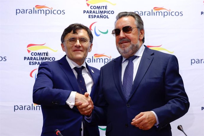 Alberto Durán y Miguel Carballeda tras la Asamblea General del CPE