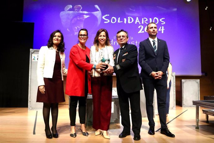 Los Premios Solidarios Once Aragón reconocen el excelente trabajo de la asistencia médica de Bomberos