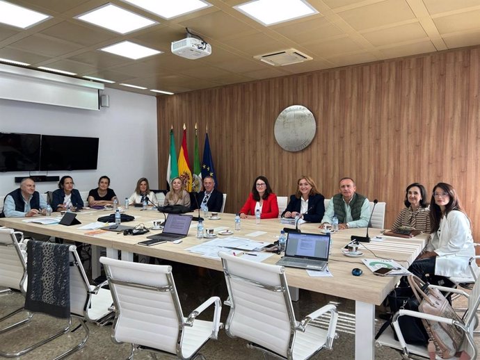 Reunión de la comisión organizadora de la Prueba de Acceso a la Universidad (PAU)  de Extremadura