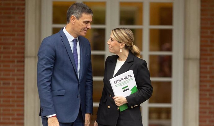 El presidente del Gobierno, Pedro Sánchez, mantiene un encuentro con la presidenta de la Junta de Extremadura, María Guardiola, en el Complejo de La Moncloa