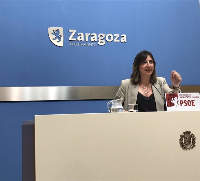 La portavoz del grupo municipal del PSOE en el Ayuntamiento de Zaragoza, Lola Ranera