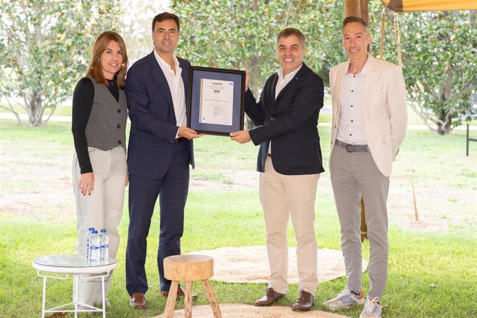 Towa International recibe el sello de Empresa Saludable de AENOR.