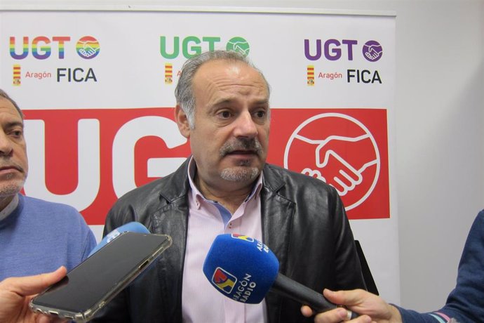 Archivo - El secretario general de UGT FICA Aragón, José Juan Arceiz.