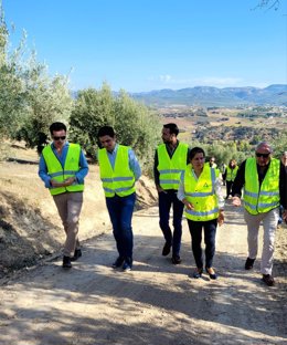 Visita a las obras en el camino rural De los Cierzos.