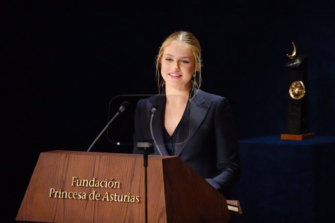 La Princesa Leonor interviene durante la ceremonia de entrega de los Premios Princesa de Asturias 2024