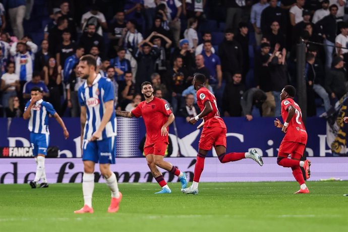 Dodi Lukebakio of Sevilla FC celebrates a goal during the Spanish league, La Liga EA Sports, football match played between RCD Espanyol and Sevilla FC at RCDE Stadium on October 25, 2024 in Barcelona, Spain.