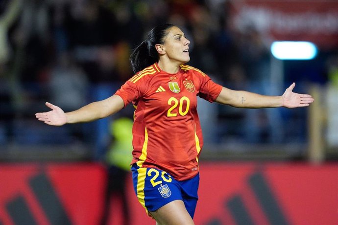 Cristina Martin-Prieto of Spain celebrates a goal during the International Friendly match played between Spain and Canada at Francisco de la Hera stadium on October 25, 2024, in Badajoz, Spain.