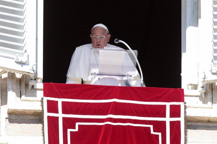 13 October 2024, Vatican, Vatican City: POPE Francis delivers Angelus prayer in St. Peter's Square at the Vatican. Photo: Evandro Inetti/ZUMA Press Wire/dpa