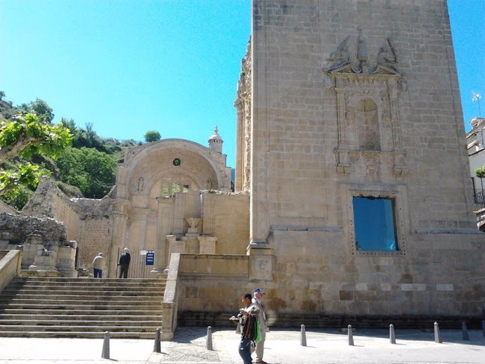 Archivo - Ruinas de Santa María/Archivo