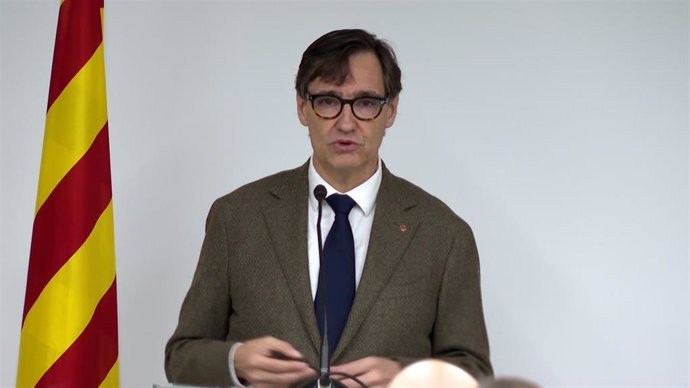 El presidente de la Generalitat, Salvador Illa, en la inauguración de este sábado de una nueva residencia pública y centro de día en Montmeló (Barcelona)