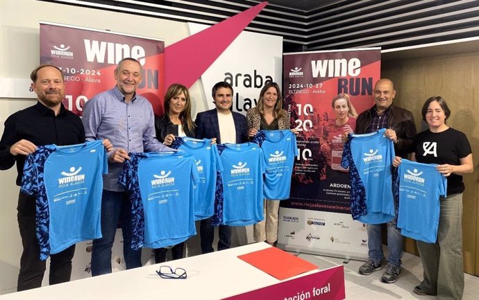 Presentación de la camiseta de la 'Wine Run Rioja Alavesa'