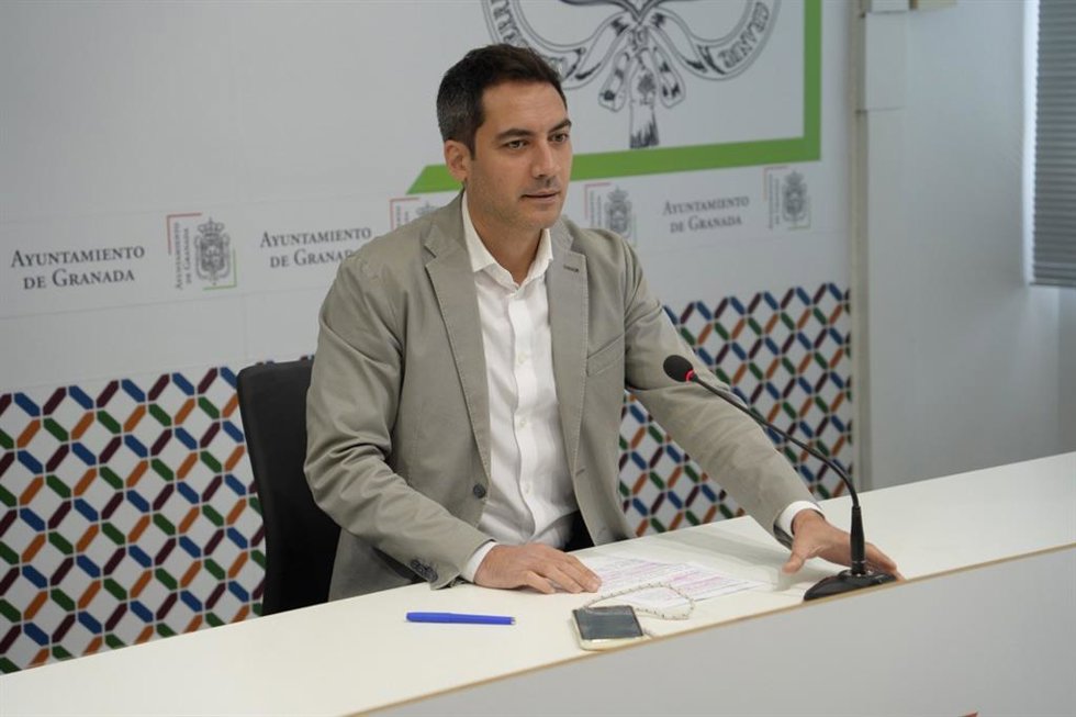El concejal del PSOE en el Ayuntamiento de Granada, Eduardo Castillo.