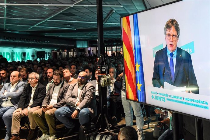 El expresidente de la Generalitat Carles Puigdemont en el congreso de Junts en Calella (Barcelona)