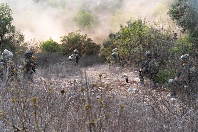 Militares israelíes en Líbano