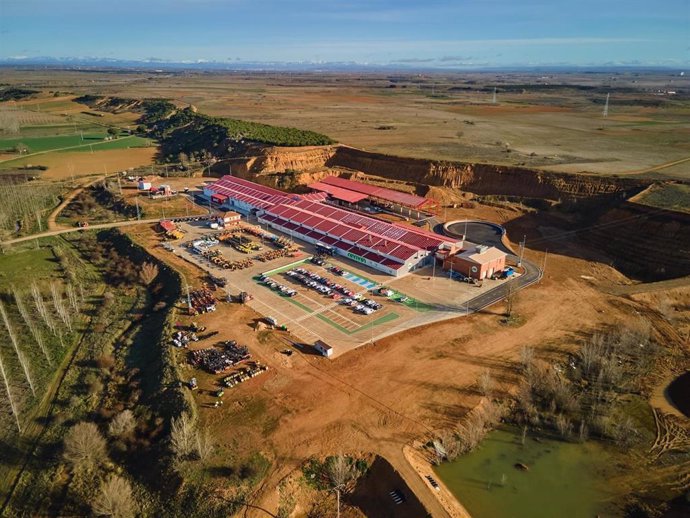 Archivo - Planta 'Reviver' de GAM en la localidad de Villacé (León).