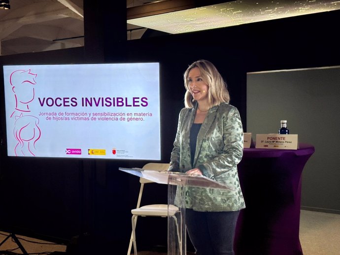 La consejera de Política Social, Familias e Igualdad, Conchita Ruiz, durante su participación en la Jornada 'Voces Invisibles'