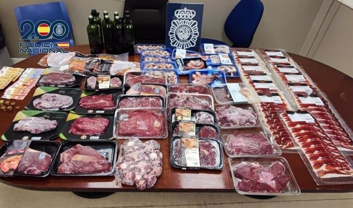 Detenido el responsable de un restaurante por vender comidas a bajo precio elaboradas con alimentos robados