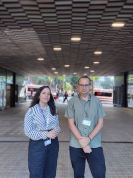 Integrantes del Grupo de Farmacogenómica y Genética Neurovascular, Jara Cárcel e Israel Fernández-Cadenas