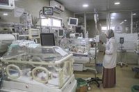 Las autoridades de Gaza denuncian el arresto de casi todo el personal de un hospital asaltado por Israel