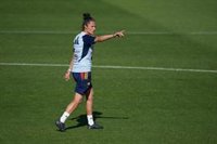 Montse Tomé: "Buscamos rendimientos y ver jugadoras jugar juntas en el poco tiempo que tenemos"