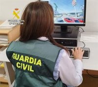 Tres detenidos por utilizar una tarjeta extraviada en Valladolid para extraer 3.000 euros en distintos cajeros