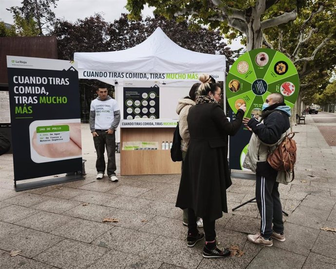 La campaña 'Cuando tiras comida, tiras mucho más' sensibiliza por la prevención del desperdicio alimentario en La Rioja