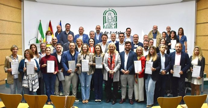 Mercedes Colombo en la entrega de resoluciones del programa Andalucía Activa.