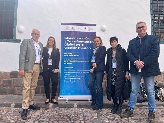 La delegación de la Diputación de Córdoba en su visita a Perú.