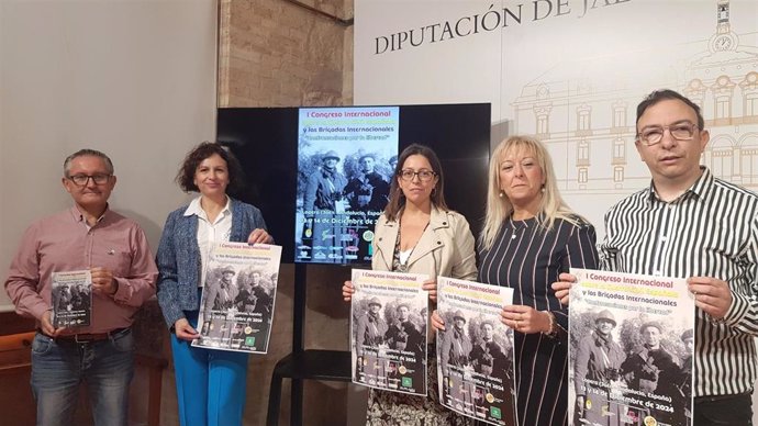 Presentación del I Congreso sobre la Guerra Civil española y las Brigadas Internacionales.