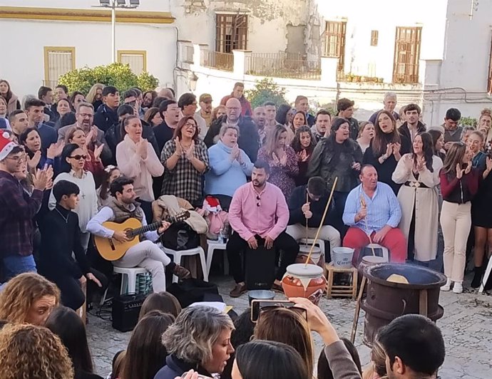 Archivo - Celebración de una zambomba de Jerez en la Navidad de 2022