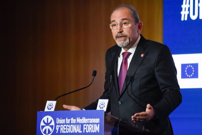 El ministro de Exteriores de Jordania, Ayman Safadi, durante el 9º Foto Regional de la UpM, Unión por el Mediterráneo, en el Palau de Congreso de Catalunya.