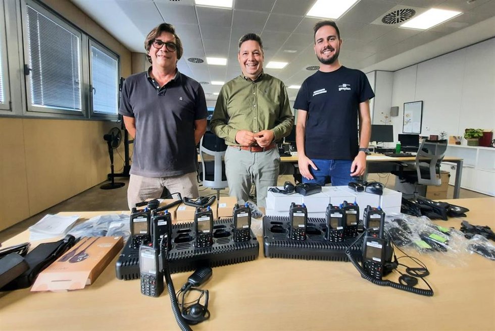 Nuevos equipos portátiles Tetra del Cabildo de Tenerife